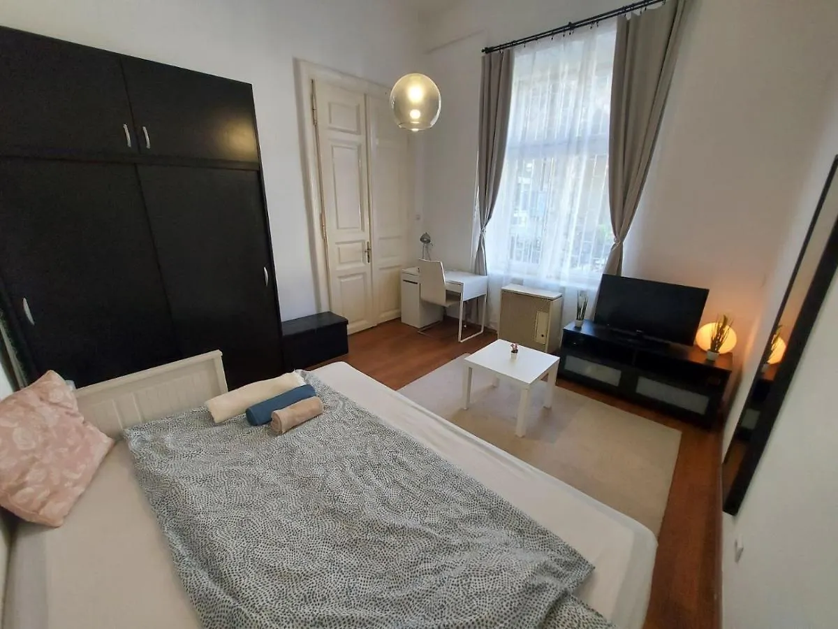 Apartment Westend Downtown Budapest
